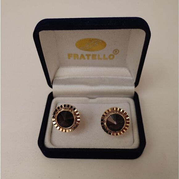 MEN'S FRATELLO GOLD WITH PURPLE STONE SURRONDED WITH RHINESTONES. - Picture 1 of 2